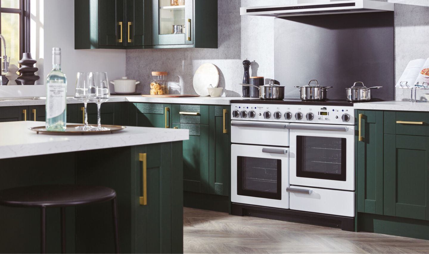 Drinnen, Küche, Innenarchitektur, Mikrowelle, Ofen